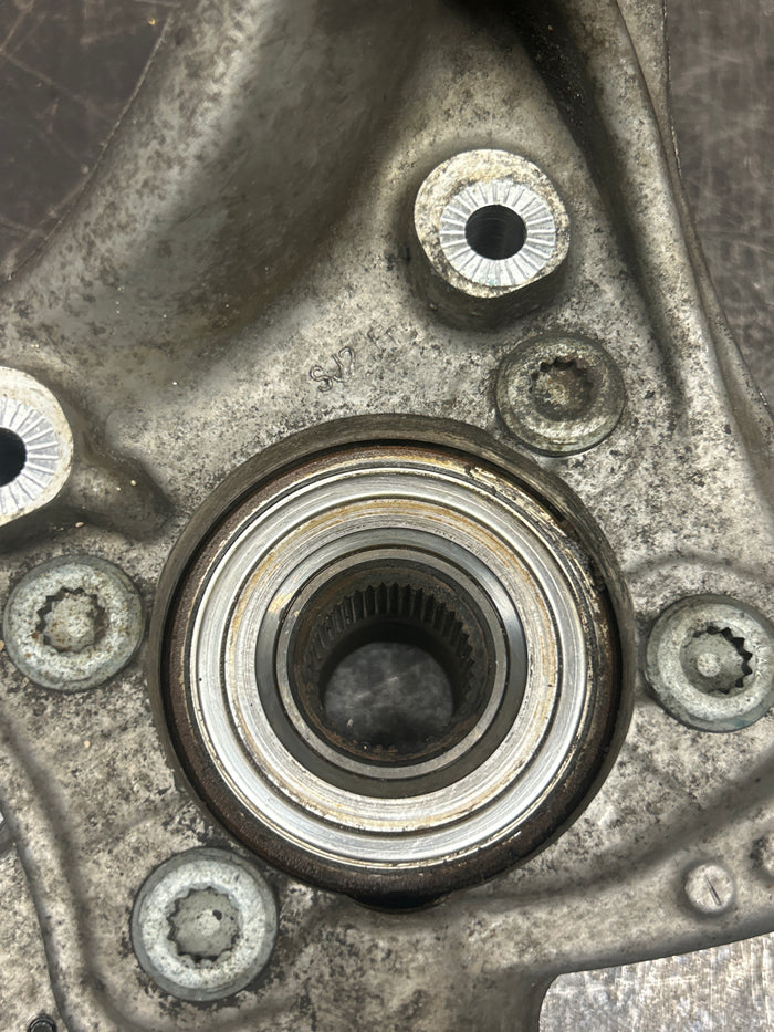 05-13 Audi A4 S4 Wheel Bearing Housing Knuckle Spindle Right Rear OEM 8E0505434A