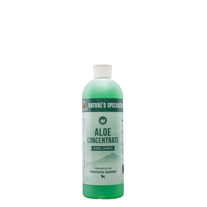 Green color Nature's Specialties Herbal Aloe Concentrate Shampoo for dogs and cats in 16 oz. size.