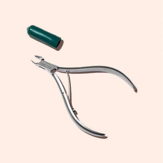 Pince à envies et cuticules